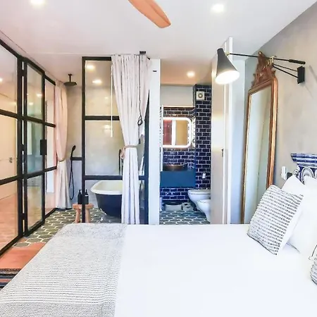 World Heritage Flat With River View * Oporto